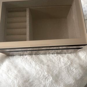 Tahari mirrored jewelry box .
